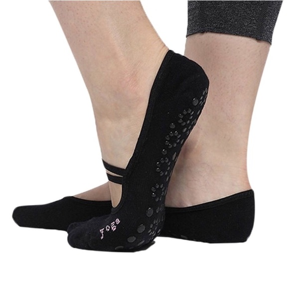 Luks Boutique Accessories - Non- Slip yoga socks for women